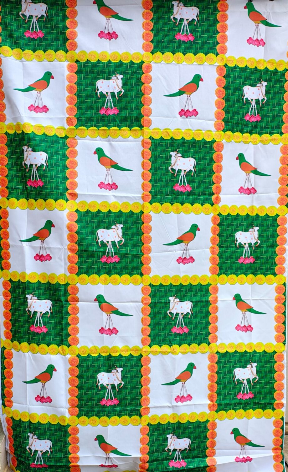 5'x8' Kamdhenu-Parrot Backdrop (Taiwan Cloth)