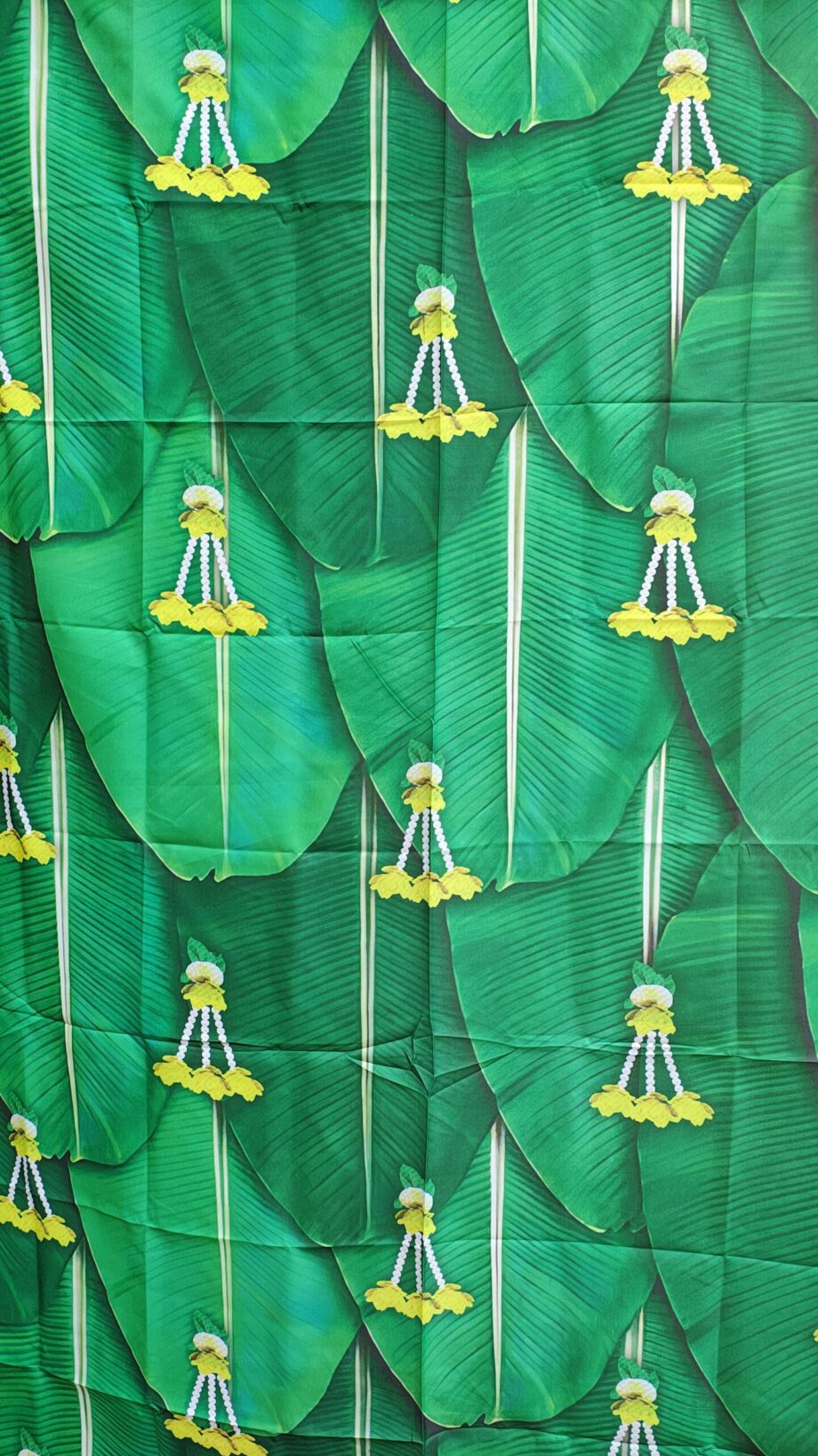 5'x8' Banana Leaves Backdrop with Flower Tassels (Taiwan Cloth)