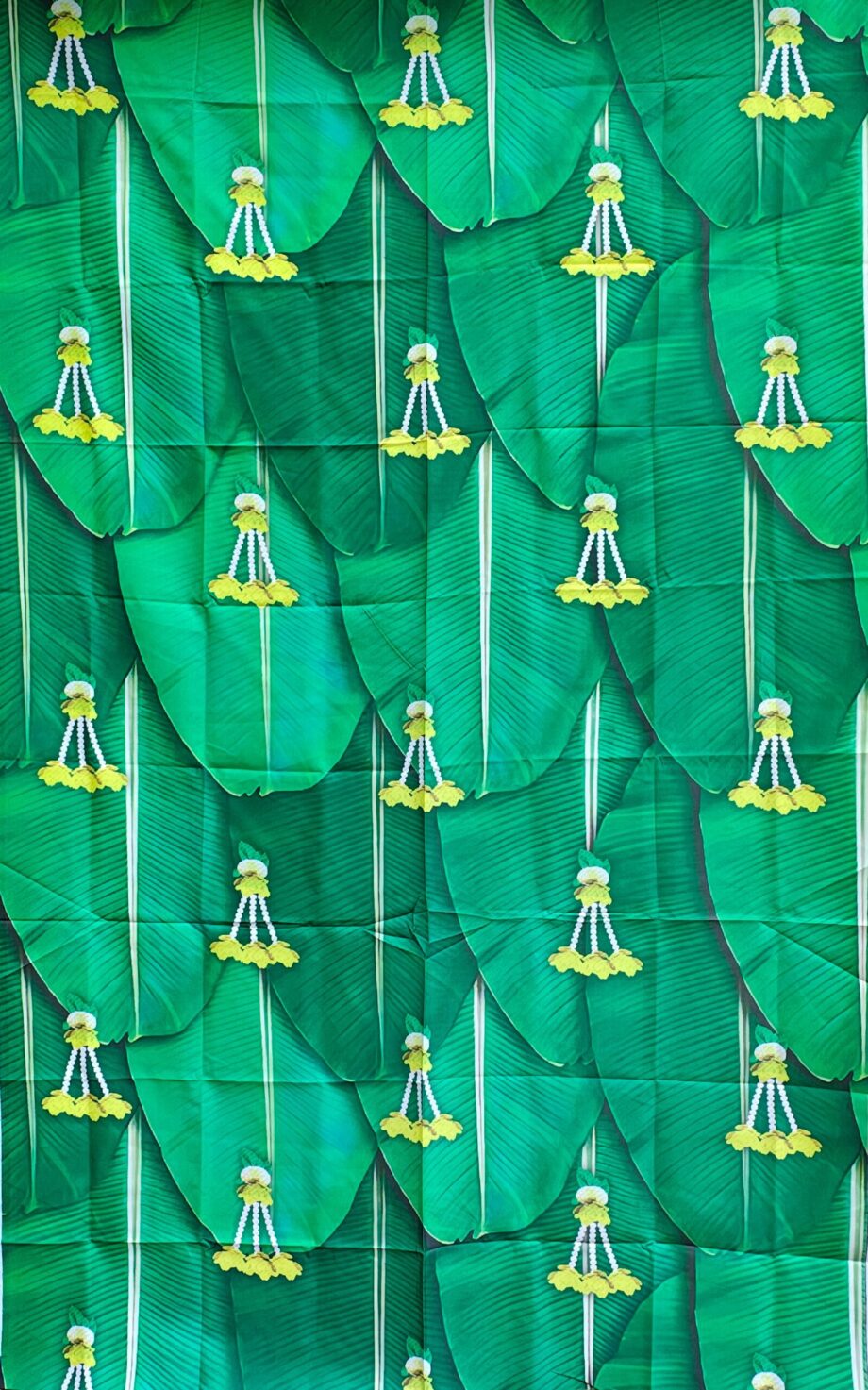 5'x8' Banana Leaves Backdrop with Flower Tassels (Taiwan Cloth)