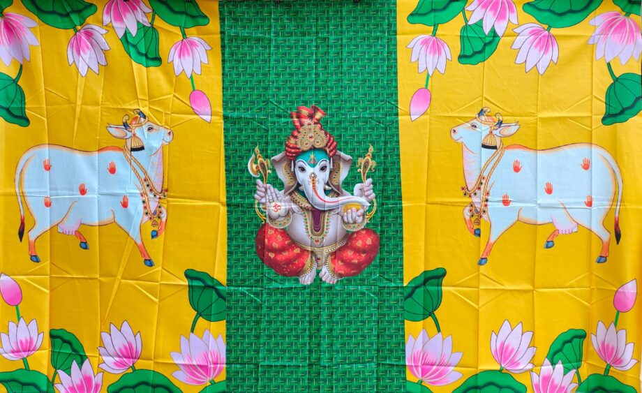 5'x8' Ganesh with Kamadhenu and Lotus Flowers Backdrop (Taiwan Cloth)